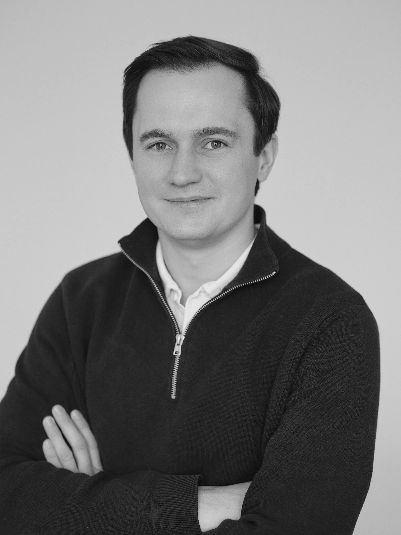Franz Dinhobl, Designer und Entwickler. Schwarzweiß-Porträt, fotografiert von Die Ida.